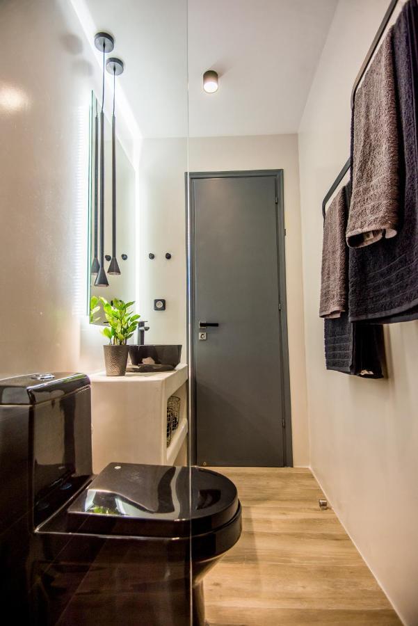 A & B Minimal Suite Ιι With Sea View In Argostoli 外观 照片