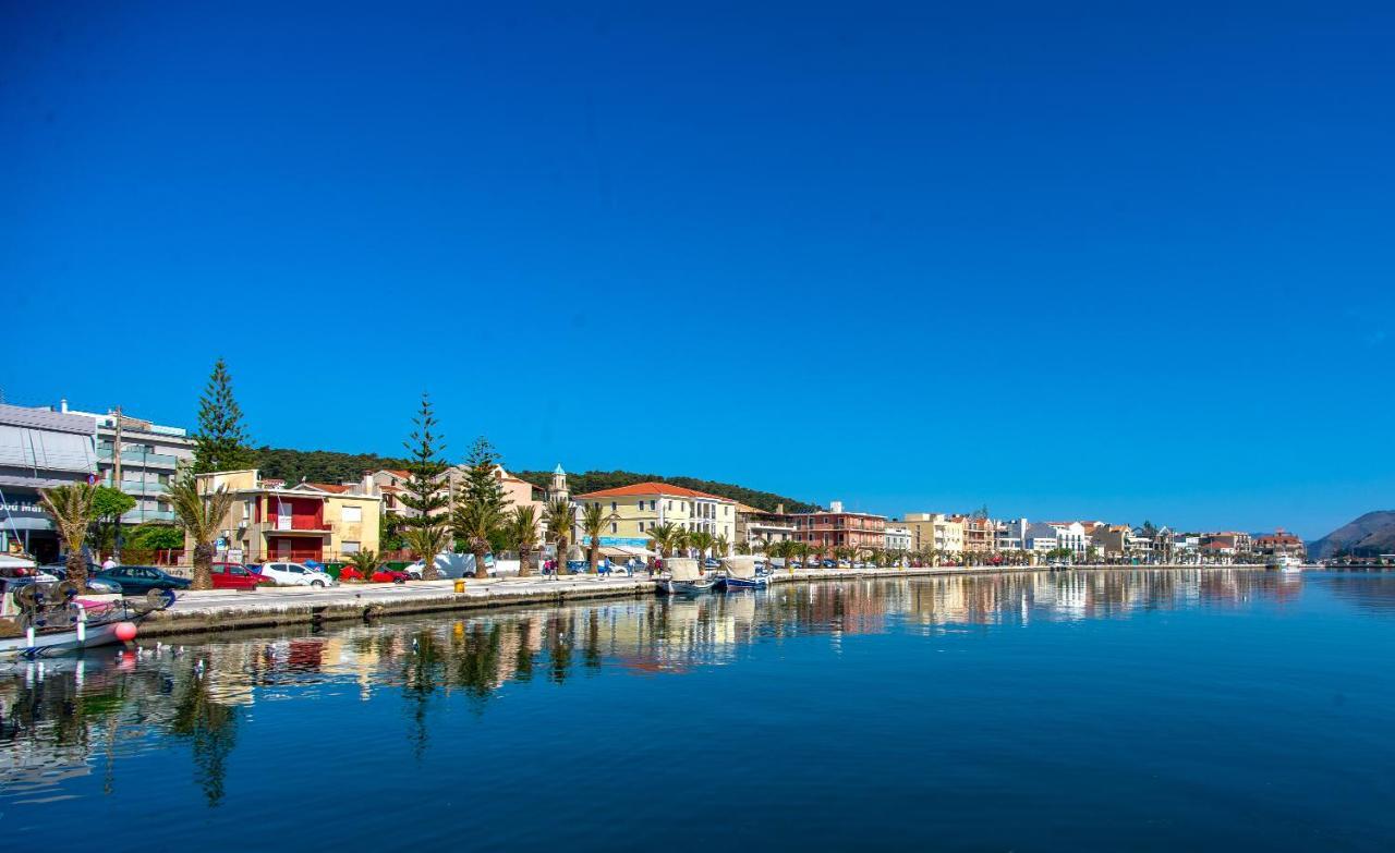 A & B Minimal Suite Ιι With Sea View In Argostoli 外观 照片